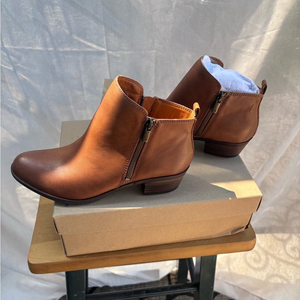 Lucky Brand Tan Ankle Booties